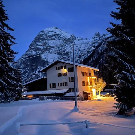 Al Cervo Albergo - Hotel Stabiziane Dış mekan fotoğraf